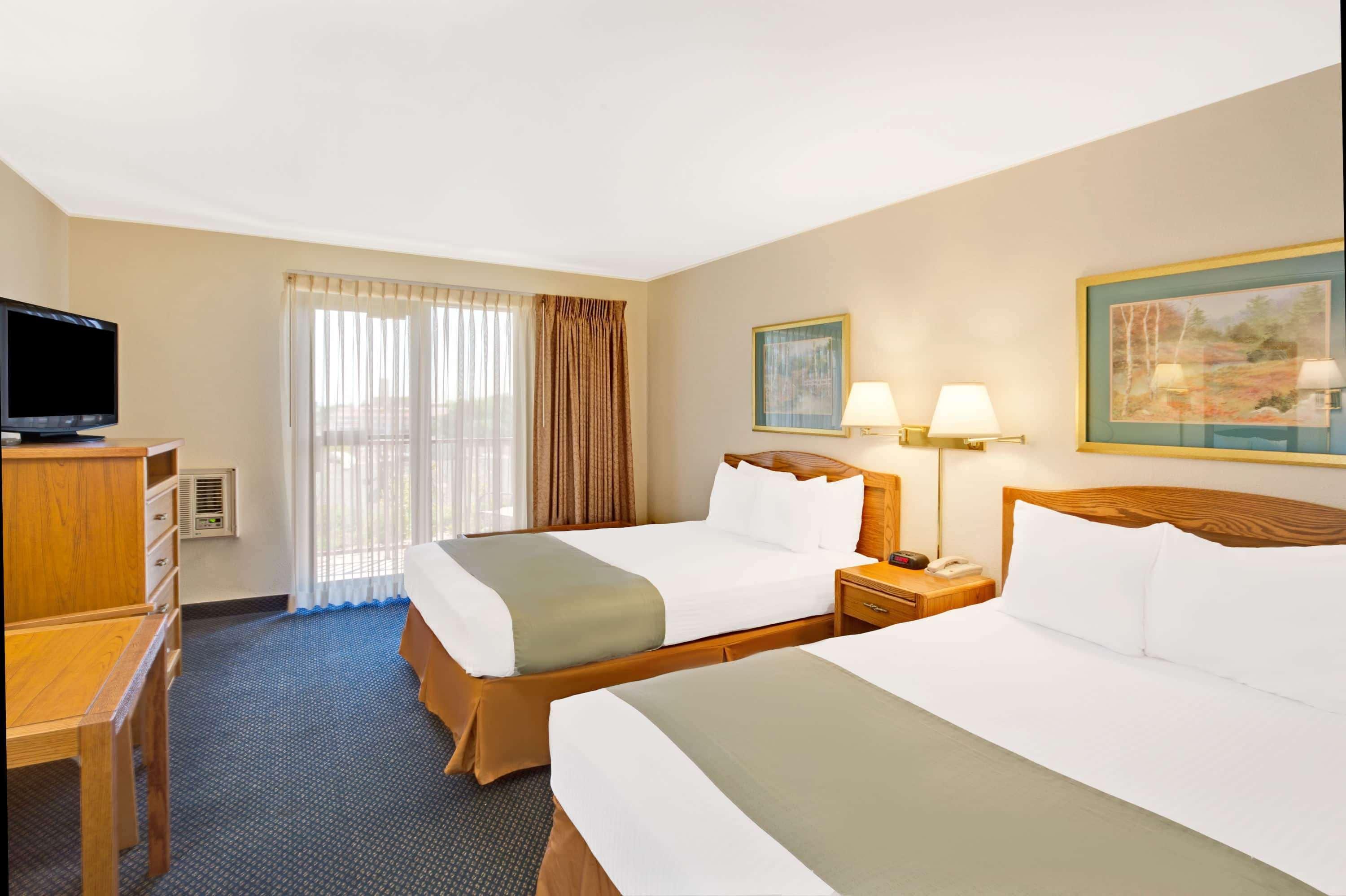 Travelodge By Wyndham Rapid City Ngoại thất bức ảnh