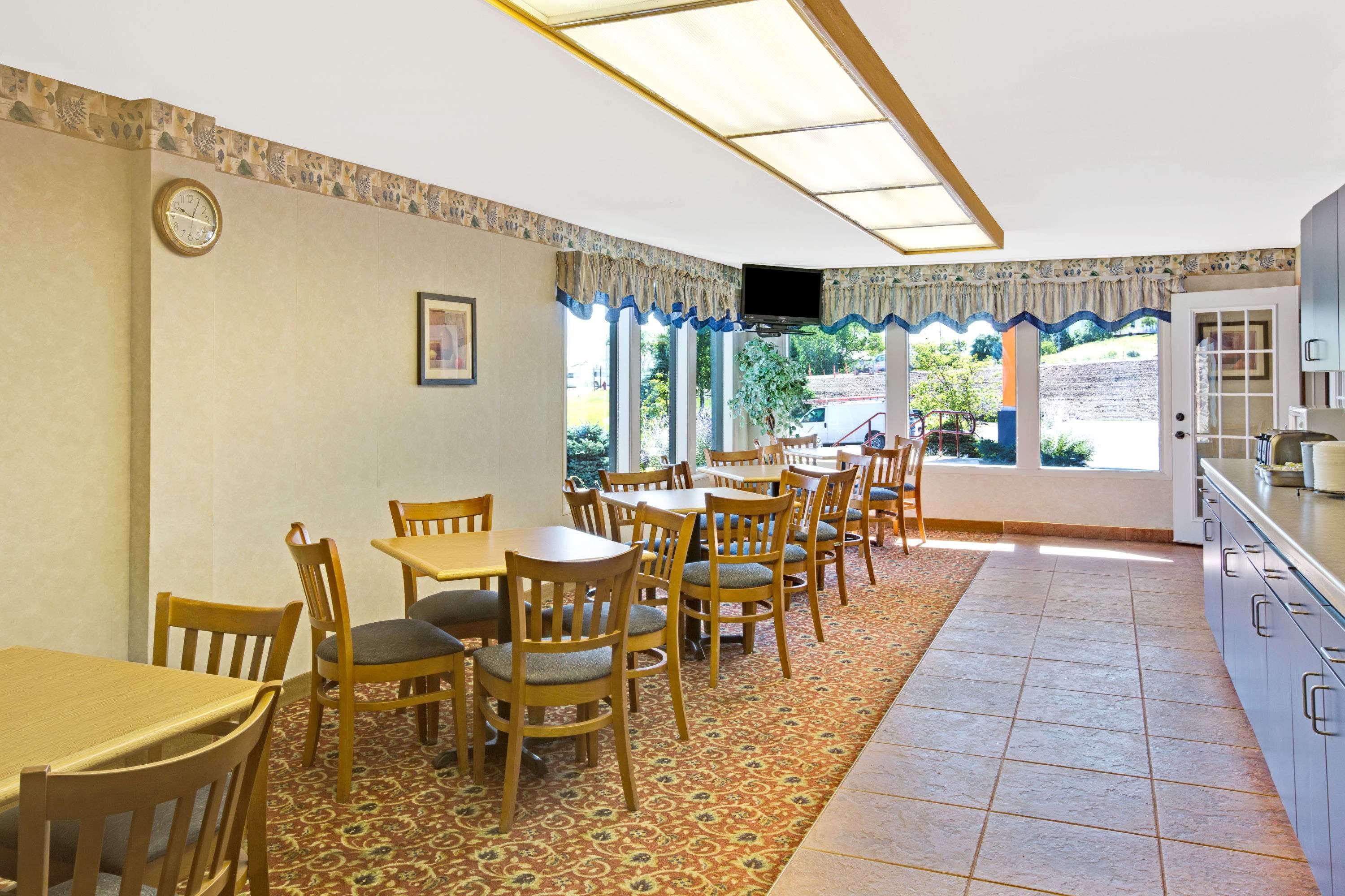 Travelodge By Wyndham Rapid City Ngoại thất bức ảnh