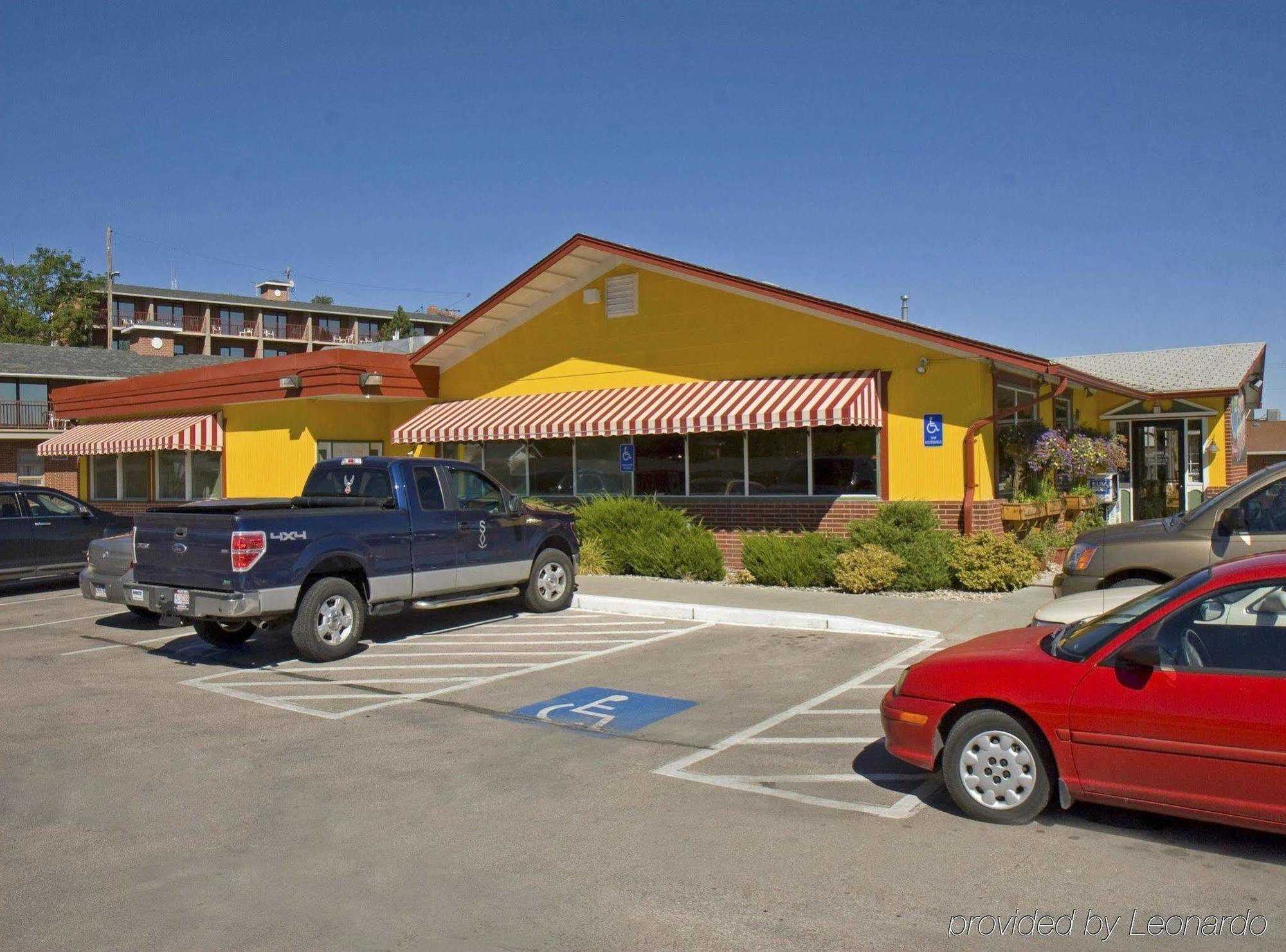 Travelodge By Wyndham Rapid City Ngoại thất bức ảnh