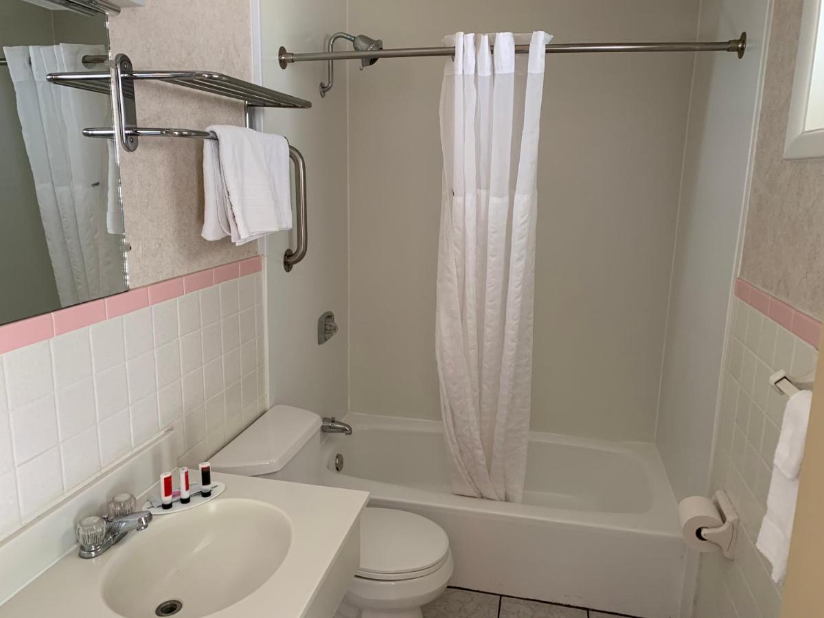 Travelodge By Wyndham Rapid City Ngoại thất bức ảnh