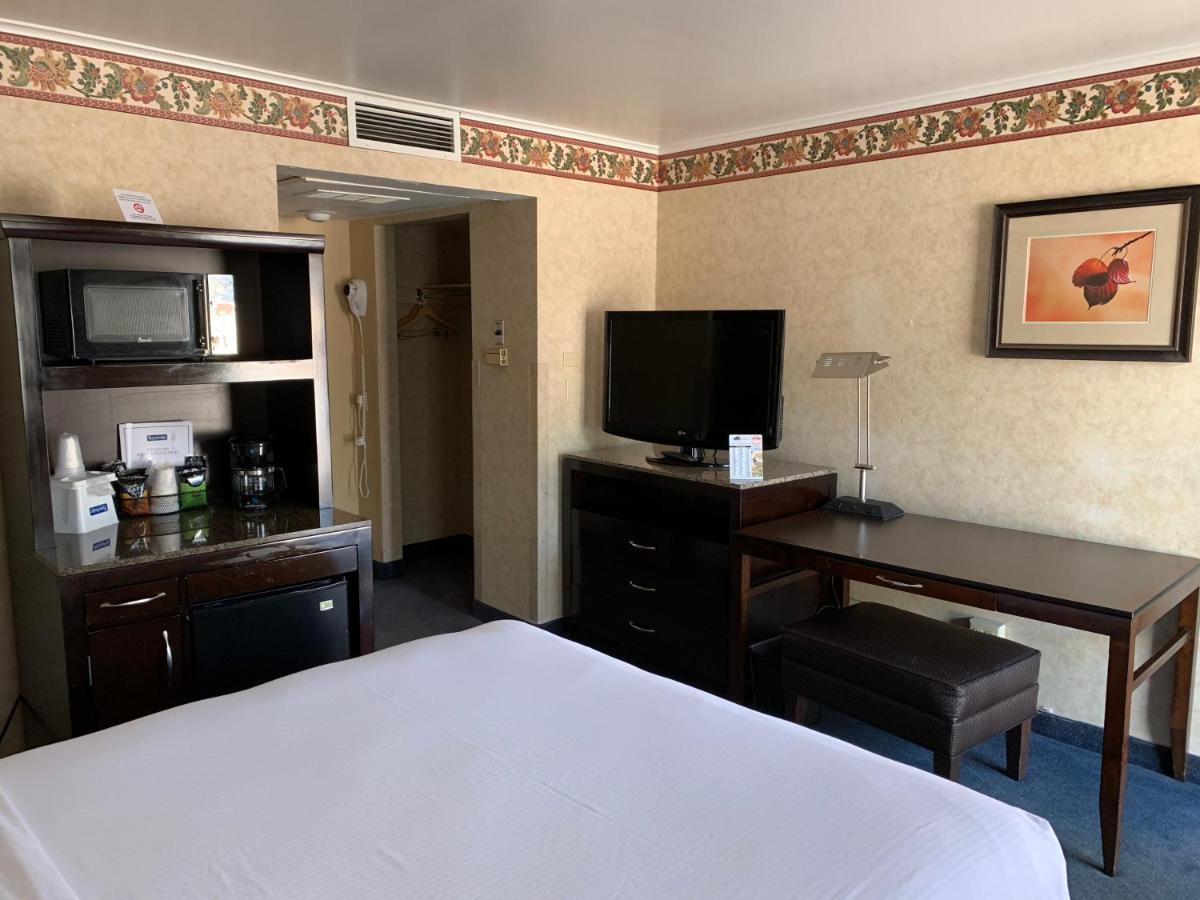 Travelodge By Wyndham Rapid City Ngoại thất bức ảnh
